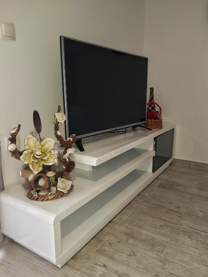 Apartman Nela Apartment Kaštel Sućurac Exterior foto