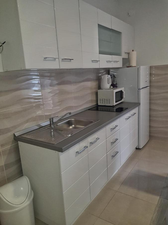 Apartman Nela Apartment Kaštel Sućurac Exterior foto